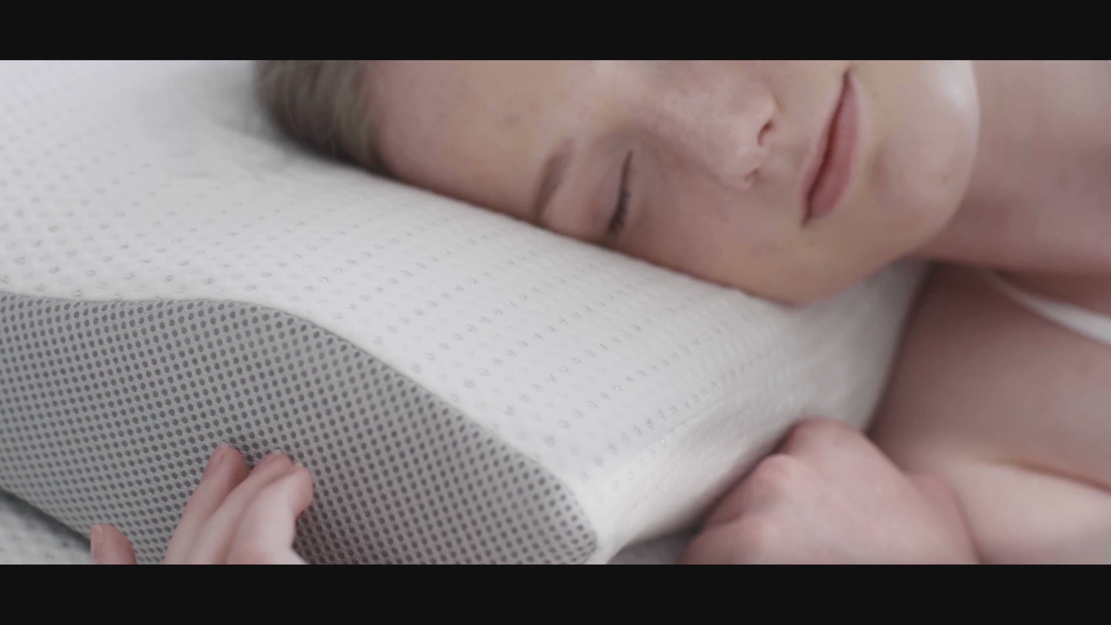 4段階高さ調整機能で「失敗しない」】プレミアム低反発枕 – GOKUMIN